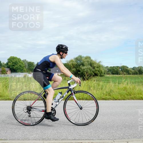 31.08.2025 - Elbe Triathlon Hamburg Michael Burmester http://msf.ph/oto/8693379 31.08.2025 11:10:36 Radfahren 1335, 1367, 1382, 1388, 1393, 1396, 1550 meine-sportfotos.de