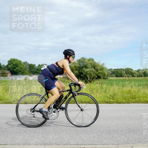 31.08.2025 - Elbe Triathlon Hamburg Michael Burmester http://msf.ph/oto/8693400 31.08.2025 11:11:22 Radfahren 1410, 1431, 1606 meine-sportfotos.de