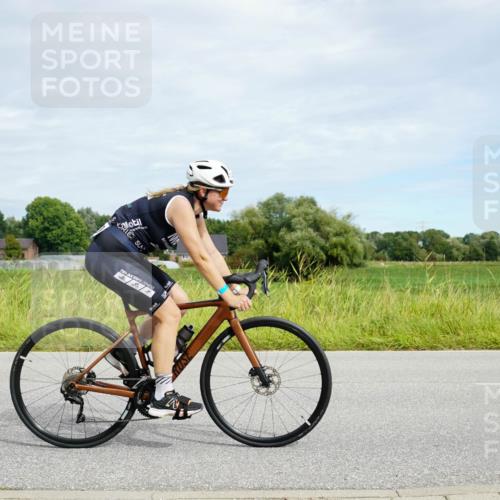 31.08.2025 - Elbe Triathlon Hamburg Michael Burmester http://msf.ph/oto/8693432 31.08.2025 11:13:14 Radfahren 1400, 1406 meine-sportfotos.de