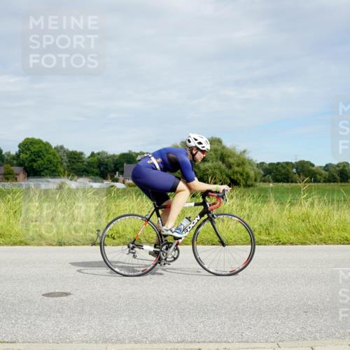 31.08.2025 - Elbe Triathlon Hamburg Michael Burmester http://msf.ph/oto/8693439 31.08.2025 11:13:38 Radfahren 1285, 1375, 1575 meine-sportfotos.de