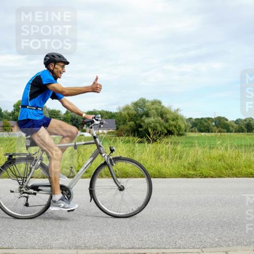 31.08.2025 - Elbe Triathlon Hamburg Michael Burmester http://msf.ph/oto/8693452 31.08.2025 11:14:21 Radfahren 1341, 1447, 1463, 1483 meine-sportfotos.de