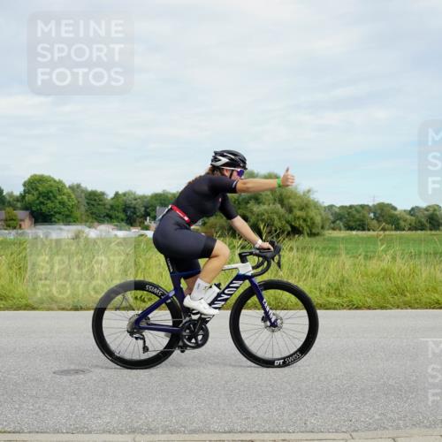 31.08.2025 - Elbe Triathlon Hamburg Michael Burmester http://msf.ph/oto/8693469 31.08.2025 11:14:53 Radfahren 1345, 1363, 1407, 1475, 1594 meine-sportfotos.de