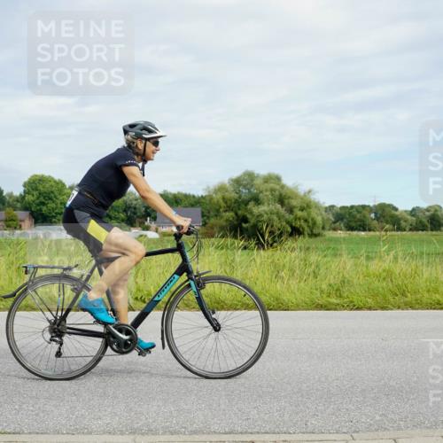 31.08.2025 - Elbe Triathlon Hamburg Michael Burmester http://msf.ph/oto/8693492 31.08.2025 11:16:54 Radfahren 1356, 1493, 1580 meine-sportfotos.de