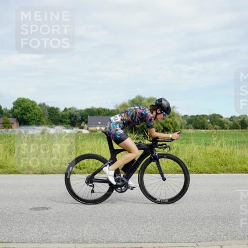 31.08.2025 - Elbe Triathlon Hamburg Michael Burmester http://msf.ph/oto/8693493 31.08.2025 11:16:56 Radfahren 1356, 1441, 1493, 1580 meine-sportfotos.de