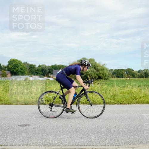 31.08.2025 - Elbe Triathlon Hamburg Michael Burmester http://msf.ph/oto/8693505 31.08.2025 11:17:52 Radfahren 1351, 1417, 1584 meine-sportfotos.de