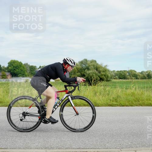 31.08.2025 - Elbe Triathlon Hamburg Michael Burmester http://msf.ph/oto/8693523 31.08.2025 11:18:51 Radfahren 1394 meine-sportfotos.de