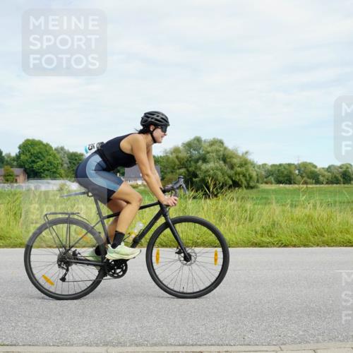 31.08.2025 - Elbe Triathlon Hamburg Michael Burmester http://msf.ph/oto/8693528 31.08.2025 11:19:14 Radfahren 1385, 1567 meine-sportfotos.de