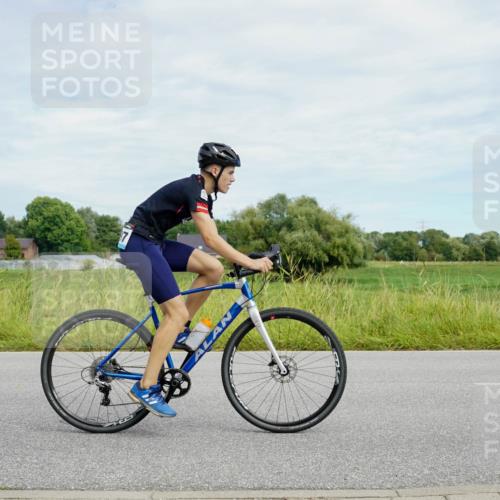 31.08.2025 - Elbe Triathlon Hamburg Michael Burmester http://msf.ph/oto/8693536 31.08.2025 11:19:54 Radfahren 1597 meine-sportfotos.de