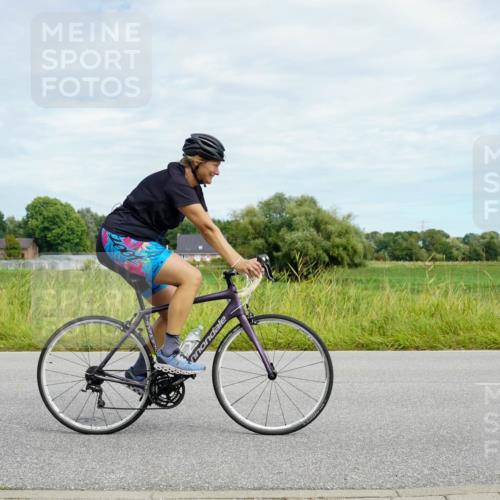 31.08.2025 - Elbe Triathlon Hamburg Michael Burmester http://msf.ph/oto/8693549 31.08.2025 11:20:31 Radfahren 1455, 1553 meine-sportfotos.de