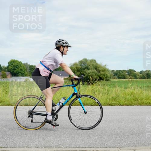 31.08.2025 - Elbe Triathlon Hamburg Michael Burmester http://msf.ph/oto/8693560 31.08.2025 11:21:20 Radfahren 1564 meine-sportfotos.de