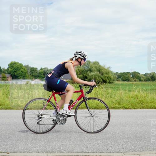 31.08.2025 - Elbe Triathlon Hamburg Michael Burmester http://msf.ph/oto/8693579 31.08.2025 11:22:17 Radfahren 1521, 1527, 1532, 1542, 1581, 1595 meine-sportfotos.de