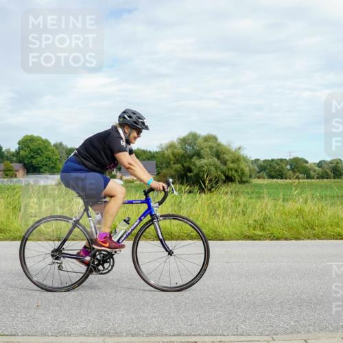 31.08.2025 - Elbe Triathlon Hamburg Michael Burmester http://msf.ph/oto/8693591 31.08.2025 11:23:43 Radfahren 1500 meine-sportfotos.de