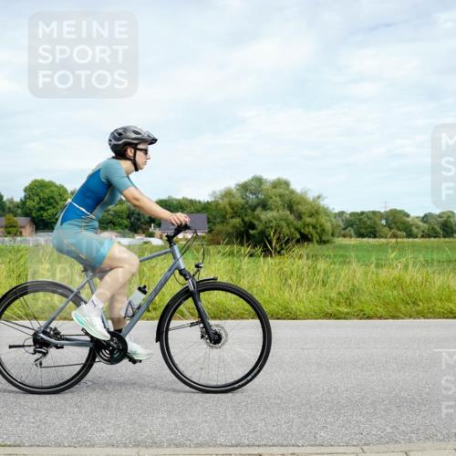 31.08.2025 - Elbe Triathlon Hamburg Michael Burmester http://msf.ph/oto/8693636 31.08.2025 11:33:45 Radfahren 1525 meine-sportfotos.de