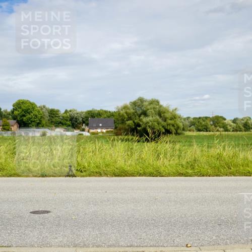 31.08.2025 - Elbe Triathlon Hamburg Michael Burmester http://msf.ph/oto/8693640 31.08.2025 11:59:09 Radfahren  meine-sportfotos.de