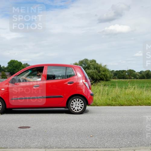 31.08.2025 - Elbe Triathlon Hamburg Michael Burmester http://msf.ph/oto/8693651 31.08.2025 12:09:28 Radfahren  meine-sportfotos.de