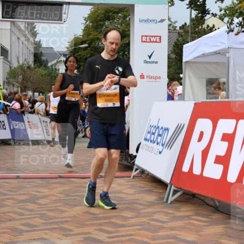 31.08.2025 - 21. Blankeneser Heldenlauf Strokosch-Dieckow http://msf.ph/oto/8693661 31.08.2025 12:36:19 Ziel 5405, 5308, 5159, 5158, 5279, 5318, 5147, 5570, 4091 meine-sportfotos.de
