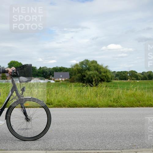 31.08.2025 - Elbe Triathlon Hamburg Michael Burmester http://msf.ph/oto/8693681 31.08.2025 12:22:58 Radfahren  meine-sportfotos.de