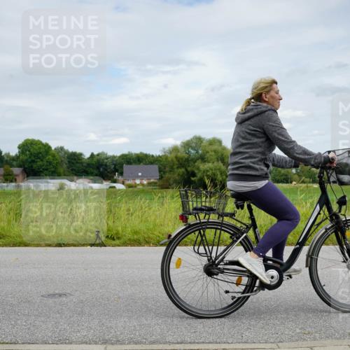 31.08.2025 - Elbe Triathlon Hamburg Michael Burmester http://msf.ph/oto/8693682 31.08.2025 12:22:59 Radfahren 1625 meine-sportfotos.de