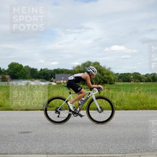 31.08.2025 - Elbe Triathlon Hamburg Michael Burmester http://msf.ph/oto/8693687 31.08.2025 12:23:06 Radfahren 1625 meine-sportfotos.de