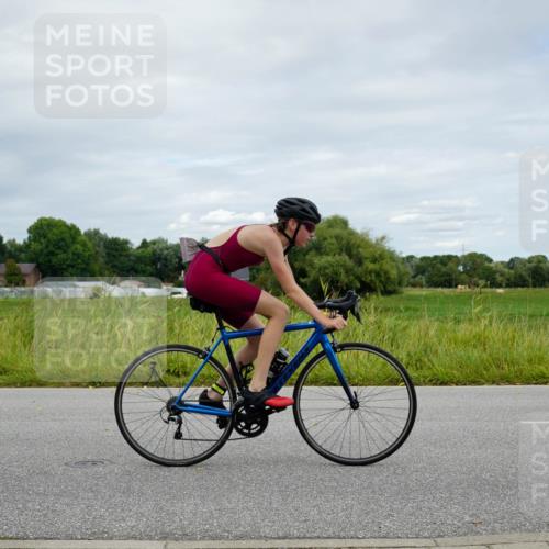 31.08.2025 - Elbe Triathlon Hamburg Michael Burmester http://msf.ph/oto/8693696 31.08.2025 12:31:35 Radfahren 1662 meine-sportfotos.de