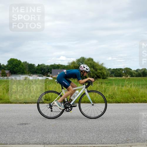 31.08.2025 - Elbe Triathlon Hamburg Michael Burmester http://msf.ph/oto/8693702 31.08.2025 12:32:52 Radfahren 1657 meine-sportfotos.de