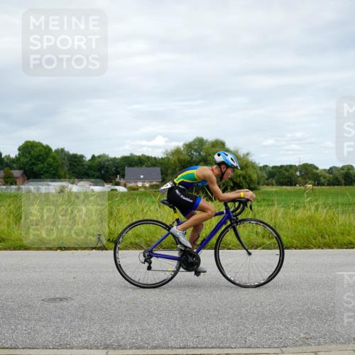 31.08.2025 - Elbe Triathlon Hamburg Michael Burmester http://msf.ph/oto/8693710 31.08.2025 12:33:51 Radfahren 1652 meine-sportfotos.de