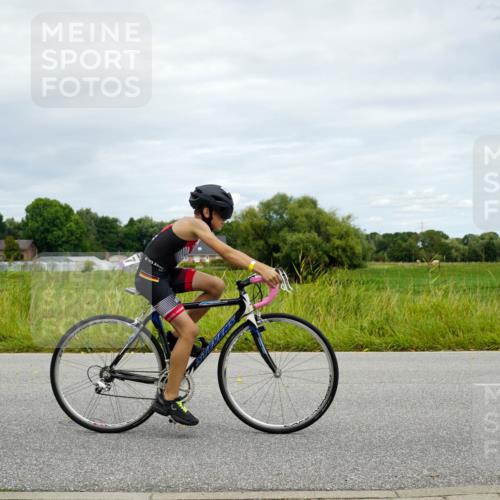 31.08.2025 - Elbe Triathlon Hamburg Michael Burmester http://msf.ph/oto/8693712 31.08.2025 12:34:29 Radfahren 1647 meine-sportfotos.de