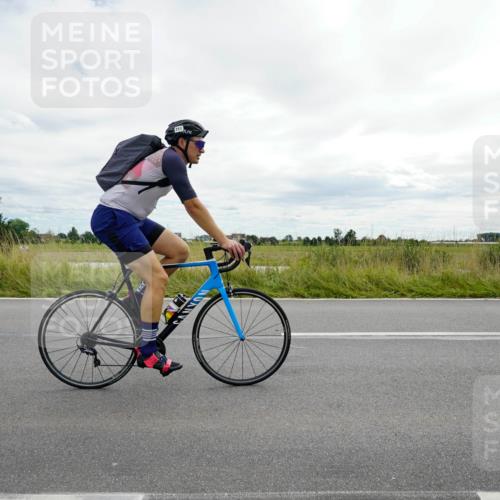31.08.2025 - Elbe Triathlon Hamburg Michael Burmester http://msf.ph/oto/8693740 31.08.2025 13:36:19 Radfahren  meine-sportfotos.de