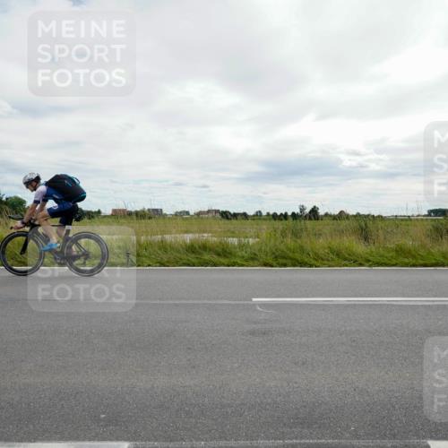 31.08.2025 - Elbe Triathlon Hamburg Michael Burmester http://msf.ph/oto/8693741 31.08.2025 13:36:54 Radfahren  meine-sportfotos.de