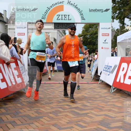 31.08.2025 - 21. Blankeneser Heldenlauf Strokosch-Dieckow http://msf.ph/oto/8693761 31.08.2025 12:36:12 Ziel 5405, 5159, 5158, 5318, 4383, 4091 meine-sportfotos.de
