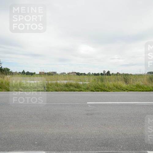 31.08.2025 - Elbe Triathlon Hamburg Michael Burmester http://msf.ph/oto/8693766 31.08.2025 14:06:19 Radfahren  meine-sportfotos.de