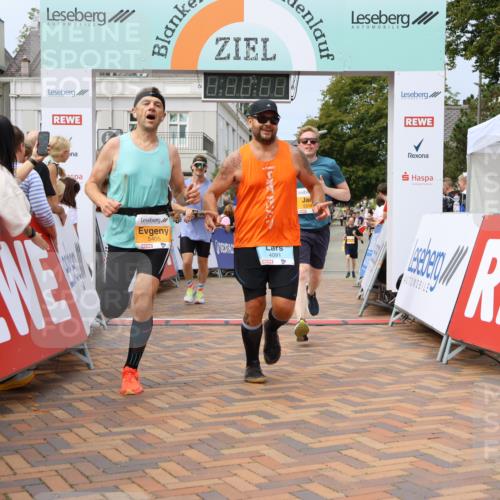 31.08.2025 - 21. Blankeneser Heldenlauf Strokosch-Dieckow http://msf.ph/oto/8693775 31.08.2025 12:36:12 Ziel 5405, 5159, 5158, 5318, 4383, 4091 meine-sportfotos.de