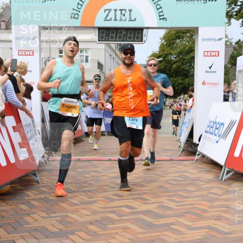 31.08.2025 - 21. Blankeneser Heldenlauf Strokosch-Dieckow http://msf.ph/oto/8693782 31.08.2025 12:36:12 Ziel 5405, 5159, 5158, 5318, 4383, 4091 meine-sportfotos.de