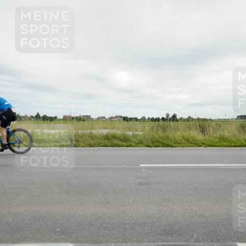 31.08.2025 - Elbe Triathlon Hamburg Michael Burmester http://msf.ph/oto/8693806 31.08.2025 14:09:02 Radfahren 156 meine-sportfotos.de