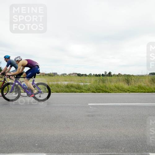 31.08.2025 - Elbe Triathlon Hamburg Michael Burmester http://msf.ph/oto/8693810 31.08.2025 14:09:08 Radfahren 156 meine-sportfotos.de