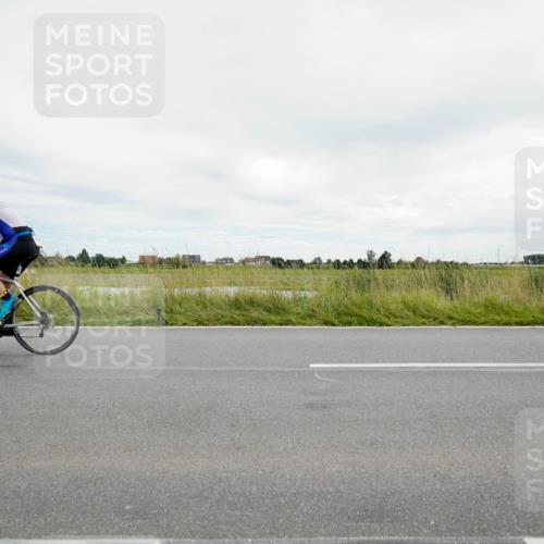 31.08.2025 - Elbe Triathlon Hamburg Michael Burmester http://msf.ph/oto/8693812 31.08.2025 14:09:10 Radfahren 156 meine-sportfotos.de
