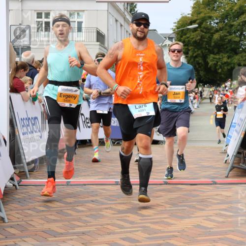 31.08.2025 - 21. Blankeneser Heldenlauf Strokosch-Dieckow http://msf.ph/oto/8693834 31.08.2025 12:36:11 Ziel 5405, 5159, 5158, 5318, 4383, 4091 meine-sportfotos.de