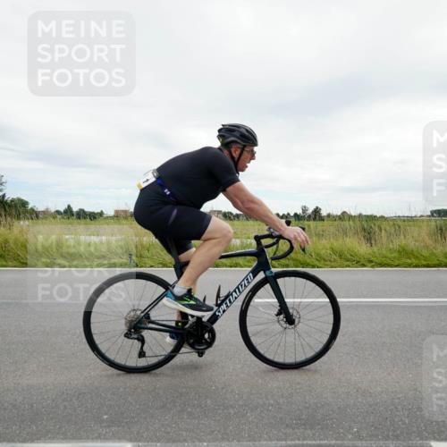 31.08.2025 - Elbe Triathlon Hamburg Michael Burmester http://msf.ph/oto/8693845 31.08.2025 14:10:43 Radfahren 134, 160 meine-sportfotos.de
