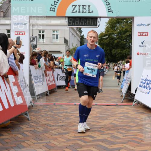 31.08.2025 - 21. Blankeneser Heldenlauf Strokosch-Dieckow http://msf.ph/oto/8693868 31.08.2025 12:36:10 Ziel 5405, 5159, 5158, 5318, 4383, 4091 meine-sportfotos.de