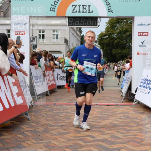 31.08.2025 - 21. Blankeneser Heldenlauf Strokosch-Dieckow http://msf.ph/oto/8693875 31.08.2025 12:36:10 Ziel 5405, 5159, 5158, 5318, 4383, 4091 meine-sportfotos.de