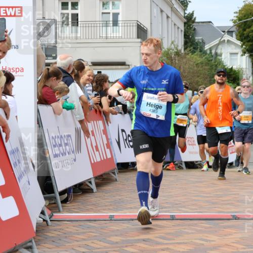 31.08.2025 - 21. Blankeneser Heldenlauf Strokosch-Dieckow http://msf.ph/oto/8693899 31.08.2025 12:36:08 Ziel 5405, 5514, 5159, 5318, 4383, 4091 meine-sportfotos.de