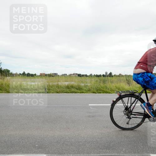 31.08.2025 - Elbe Triathlon Hamburg Michael Burmester http://msf.ph/oto/8693919 31.08.2025 14:13:54 Radfahren 126, 156 meine-sportfotos.de