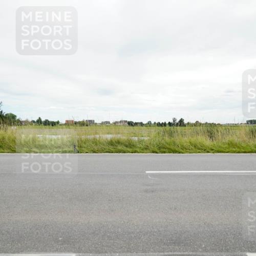 31.08.2025 - Elbe Triathlon Hamburg Michael Burmester http://msf.ph/oto/8693961 31.08.2025 14:15:27 Radfahren 135, 136, 147 meine-sportfotos.de