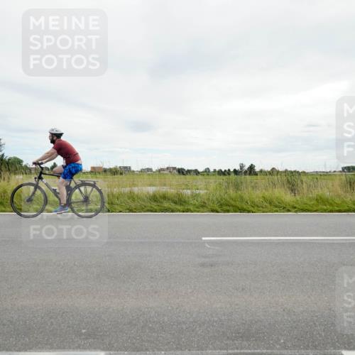 31.08.2025 - Elbe Triathlon Hamburg Michael Burmester http://msf.ph/oto/8693975 31.08.2025 14:16:18 Radfahren 131, 145 meine-sportfotos.de