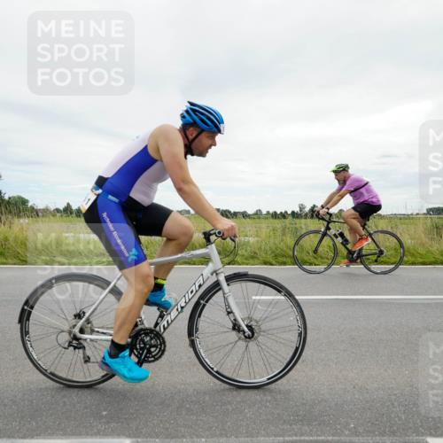 31.08.2025 - Elbe Triathlon Hamburg Michael Burmester http://msf.ph/oto/8693982 31.08.2025 14:16:32 Radfahren 150, 161 meine-sportfotos.de