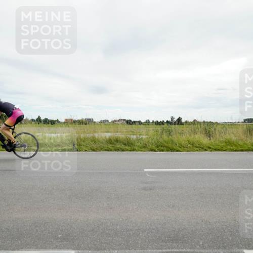 31.08.2025 - Elbe Triathlon Hamburg Michael Burmester http://msf.ph/oto/8693984 31.08.2025 14:16:34 Radfahren 150, 161 meine-sportfotos.de