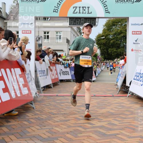 31.08.2025 - 21. Blankeneser Heldenlauf Strokosch-Dieckow http://msf.ph/oto/8694001 31.08.2025 12:35:57 Ziel 5480, 5488, 5211, 5514, 4173 meine-sportfotos.de
