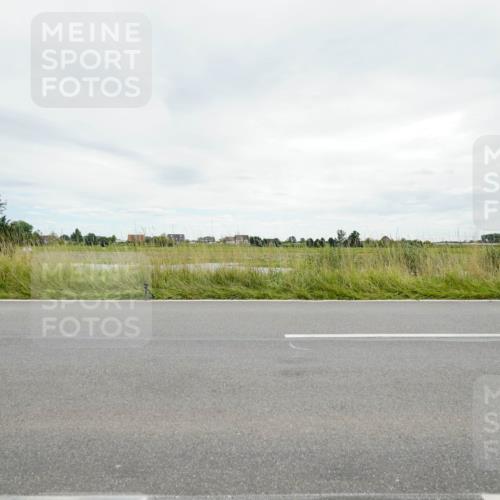 31.08.2025 - Elbe Triathlon Hamburg Michael Burmester http://msf.ph/oto/8694015 31.08.2025 14:18:09 Radfahren  meine-sportfotos.de