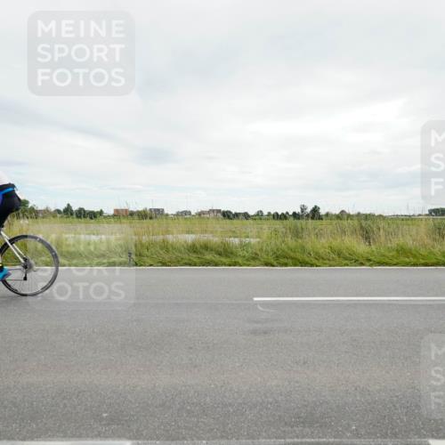 31.08.2025 - Elbe Triathlon Hamburg Michael Burmester http://msf.ph/oto/8694029 31.08.2025 14:18:40 Radfahren 143, 156 meine-sportfotos.de
