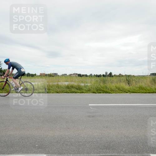 31.08.2025 - Elbe Triathlon Hamburg Michael Burmester http://msf.ph/oto/8694031 31.08.2025 14:18:54 Radfahren 121, 139, 154 meine-sportfotos.de